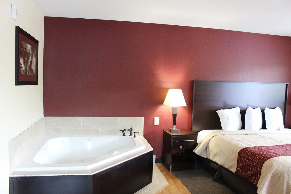 Red Roof Inn Helen Esterno foto